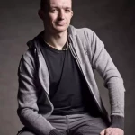 opieka seniora - zdjęcie profilowe użytkownika Szymon M.