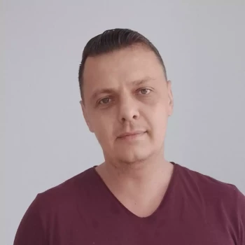 Opiekun: Bartłomiej G.