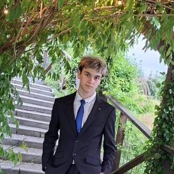Opiekun: Daniel B.