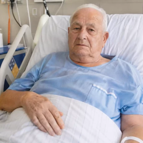 Szukam: Poszukujemy opiekunki dla osoby starszej  ​(91 lat) po przebytym wylewie​, pacjent świadomy, leżący​. Poznań - Rataje.