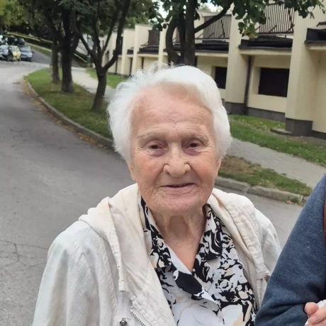 Szukam: Szukam opieki do osoby starszej - opieka stała